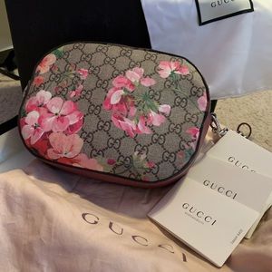 Gucci bloom Crossbody bag